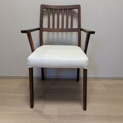 ウォルナットのダイニングチェア　2脚セットの画像
