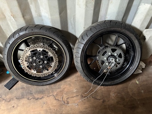 ZRX1200DAEG 純正ホイールダエグ (貧乏おやぢ) てだこ浦西の