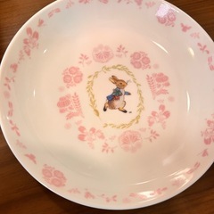 ピーターラビット皿2枚の画像