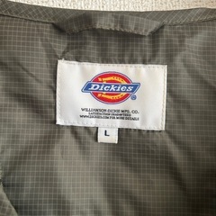 Dickiesキルティングジャケットの画像