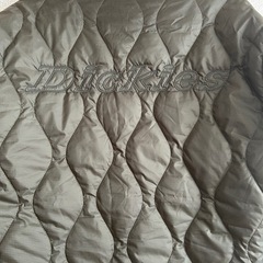 Dickiesキルティングジャケットの画像