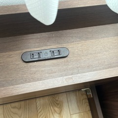 ダブルベッドフレームの画像