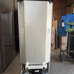 冷蔵庫SHARPの画像