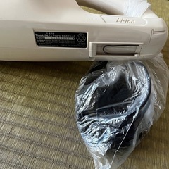 美品　マキタ　掃除機の画像