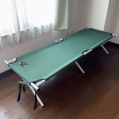 キャンプベッドあげますの画像