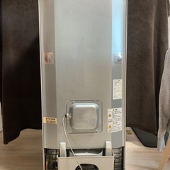 三菱電機の冷凍庫 MF-U12D-S（2019年製）の画像