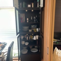 食器棚の画像