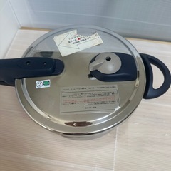 t-fal 圧力鍋4.5L現状品の画像