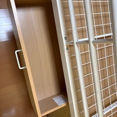 ニトリ　システムベットデスクの画像