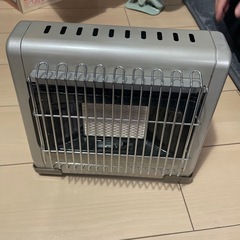 （取引中）NITINEN(ニチネン)  カセットボンベ式ガスヒーター  ミセスヒート KH-013の画像