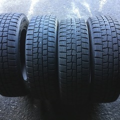 アクア スイフト175/65R15 スタッドレスタイヤ 4本の画像
