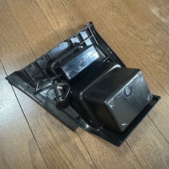 プリウスα用フロントコンソール電源パネルSY-P4　シガー&USB簡単増設 コンソールBOXの画像