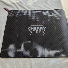 【新品】CHERRY  マウスパッドの画像