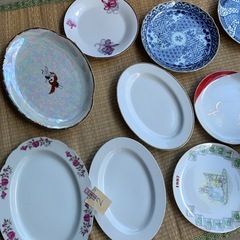 【大皿たくさん】１枚100円ですの画像