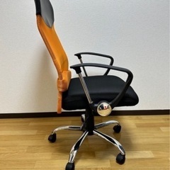 デスクチェアの画像
