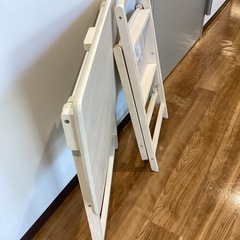 折りたたみ机と椅子のセット【町田市再生家具】251191の画像