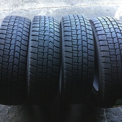アクア スイフト175/65R15 スタッドレスタイヤ 4本の画像