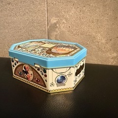 ディズニーリゾート　空き缶3個の画像