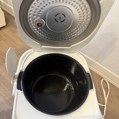 炊飯器の画像