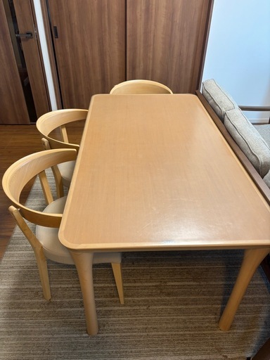 カリモク　ダイニングテーブル　椅子4脚　セット