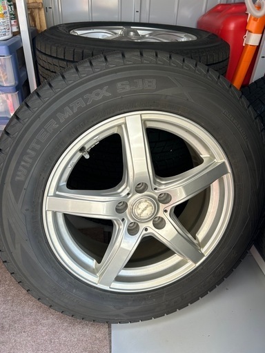 ホイール付きスタッドレスタイヤ