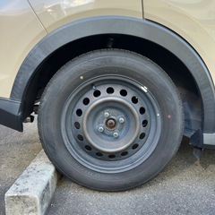 タイヤ　ダイハツロッキー 195/65R16の画像