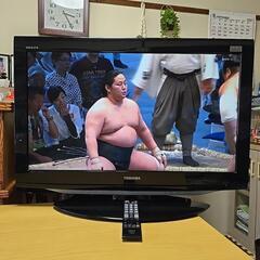 2   TOSHIBA  LED REGZA  32インチ 薄型テレビの画像