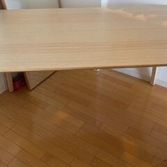 ダイニングテーブル 140x78 cm IKEA LISABOの画像