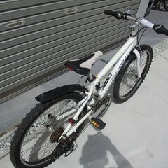 E395★23800円★整備済み 中古子供自転車 ルイガノ　J22　ホワイト【22インチ 】の画像