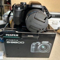 カメラFUJIFILM S9800