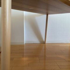 ダイニングテーブル 140x78 cm IKEA LISABOの画像