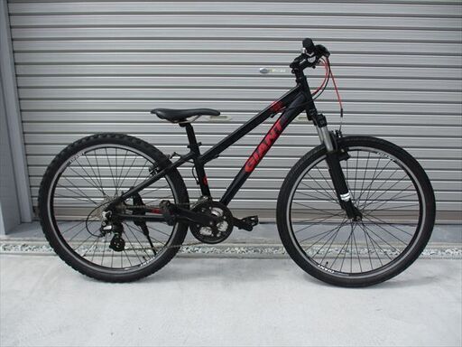 E396★23800円★整備済み 中古子供自転車 GIANT　SNAP　ブラック　XXS　33ｃｍ【26インチ 】