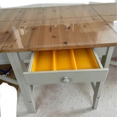IKEA テーブル　おりたたみしきの画像