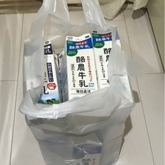 空き牛乳パックの画像