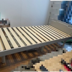 ベッドフレームの画像