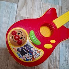 ピノチオ　アンパンマン　ギター　赤×黄色の画像