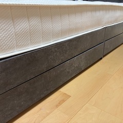 ［美品］シングルベッド(ラシク/使用1年)※使用感少なめ、引き取り希望の画像