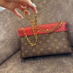 LVルイヴィトン　バックの画像