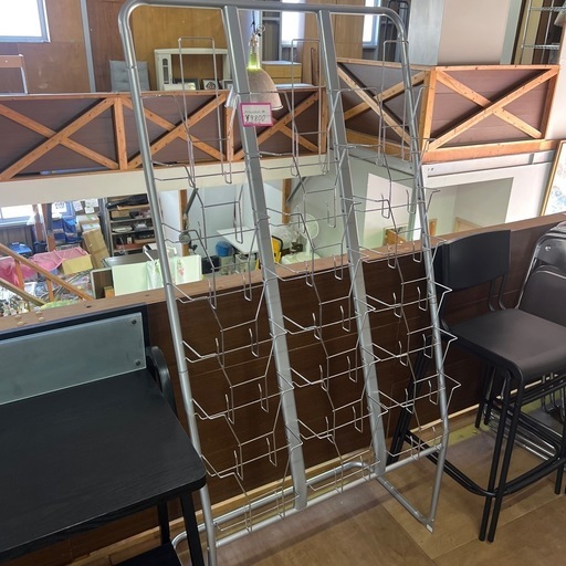 パンフレットスタンド　三列