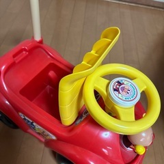 アンパンマン押し車の画像