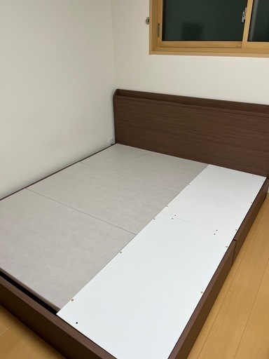 ニトリクイーンベッド