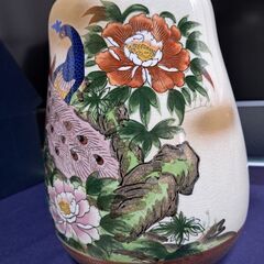 九谷焼花瓶の画像