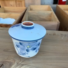 【お皿たくさん】1箱1000円の詳細の画像
