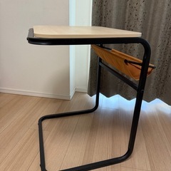 IKEA OLSERÖD オルセロード サイドテーブルの画像