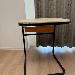 IKEA OLSERÖD オルセロード サイドテーブルの画像
