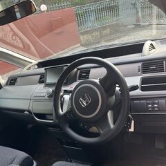 ホンダステップワゴン 2007 ＨＤＤナビ　スタイル　セレクト　ＨＤＤナビＥＴＣ　ＨＩＤ　アルミ付き　オートポール　両側自動ドア　バックカメラ　キーレス　スペアキーありの画像