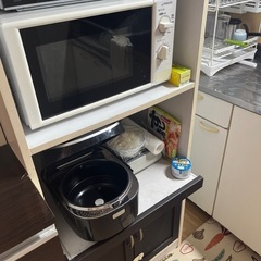 食器棚の画像
