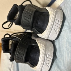NIKE スニーカー25センチの画像