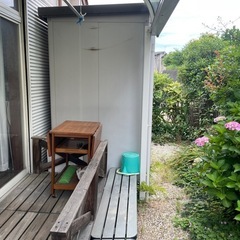 (商談中)屋外物置 ヨドコウ ヨド蔵 物置 屋外 ラック付　の画像