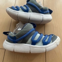 NIKE キッズサンダル　15cm夏用スニーカーの画像